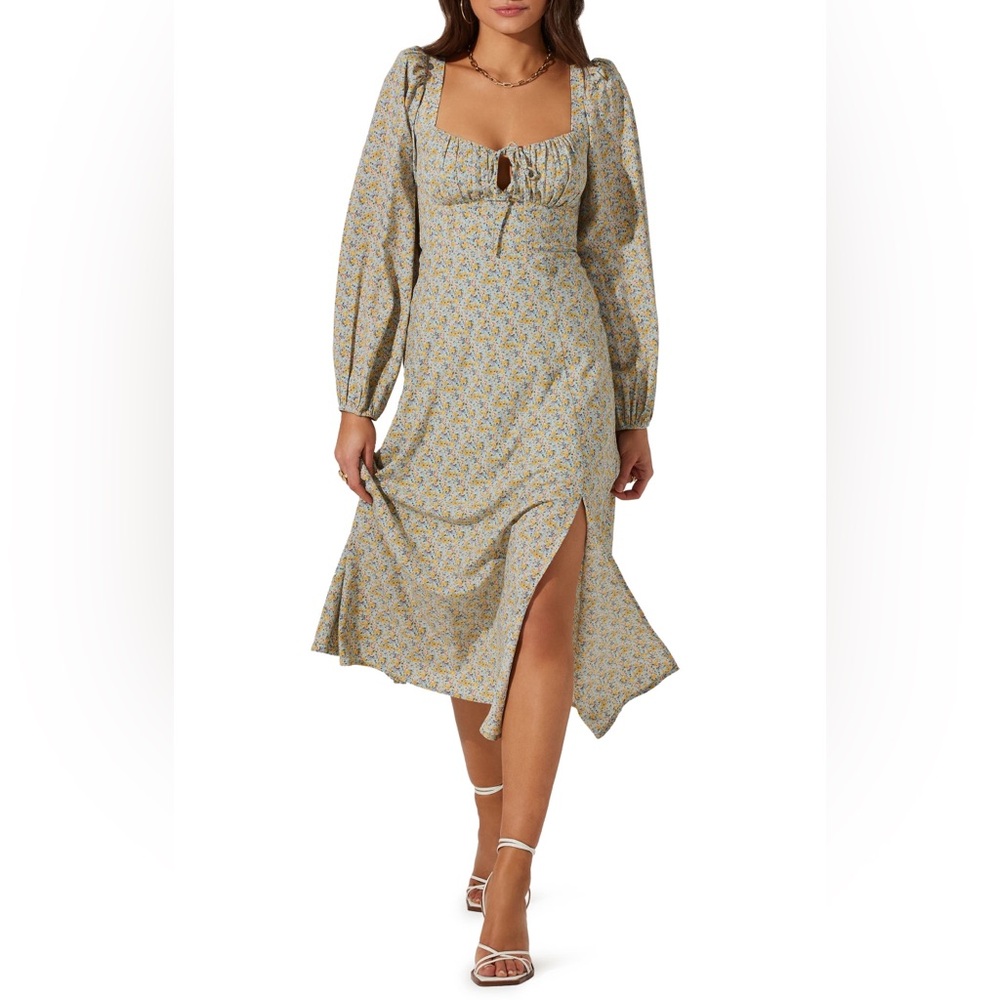 ASTR the Label Floral Print Long Sleeve Back Cutout Midi Dress